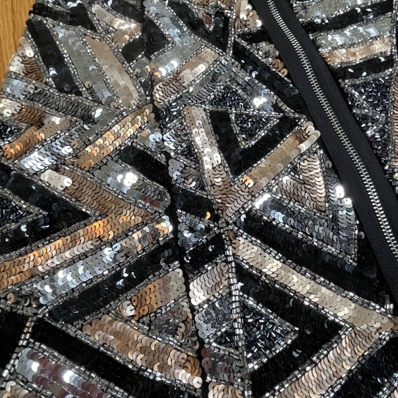 Women’s X by NBD Bethany Festive Sequin Mini Skirt - Picture 2 of 11